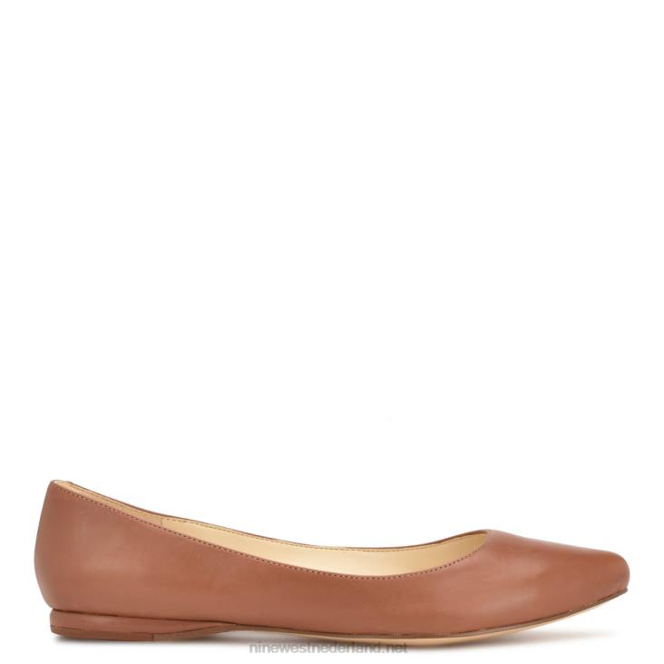 speakup amandelteen flats Nine West 62LB2274 pecannoot bruin leer