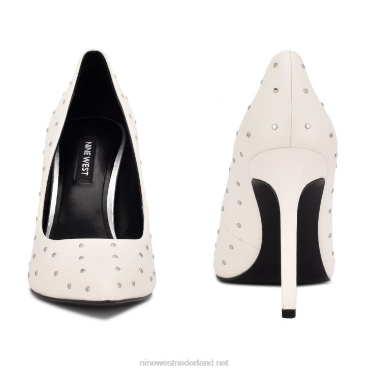 tatiana pumps met spitse neus en studs Nine West 62LB1523 wit leer bezaaid