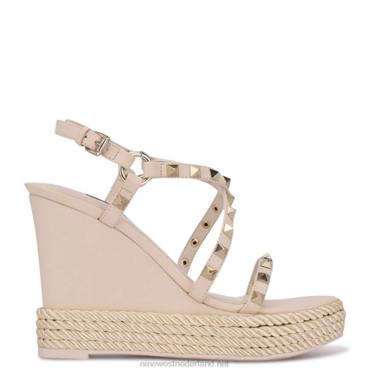 harte espadrille sandalen met studs en sleehak Nine West 62LB787